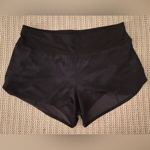 Lululemon Speed Up Shorts | Incognito Camo Multi Grey/Black | Size 16 | 4”